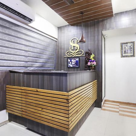 Hotel O Down Town Meerut Bagian luar foto
