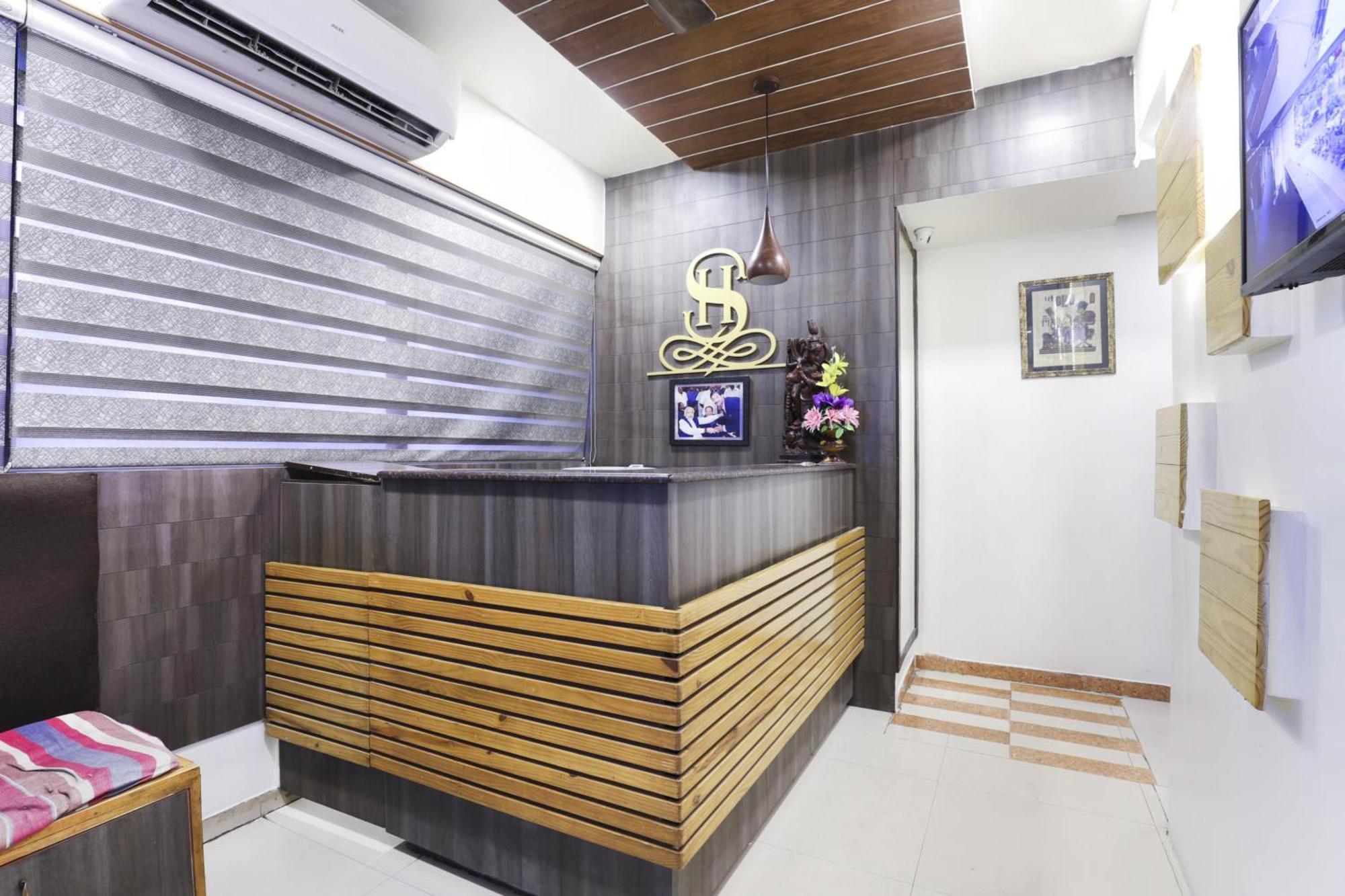 Hotel O Down Town Meerut Bagian luar foto